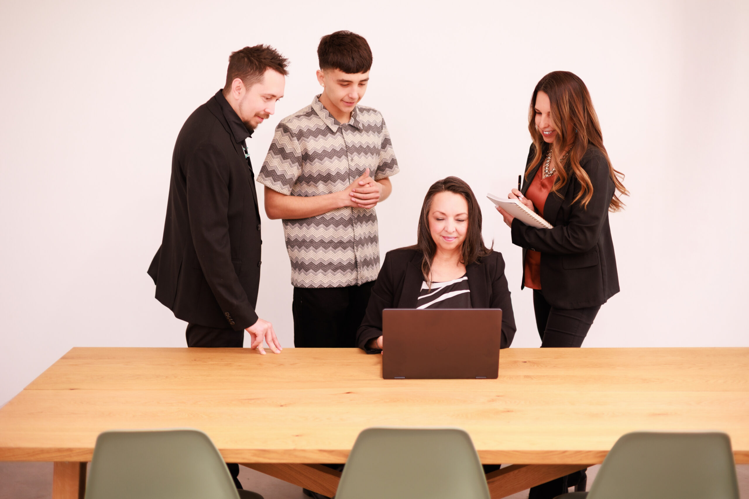 Team member at 1st Defense assisting a client